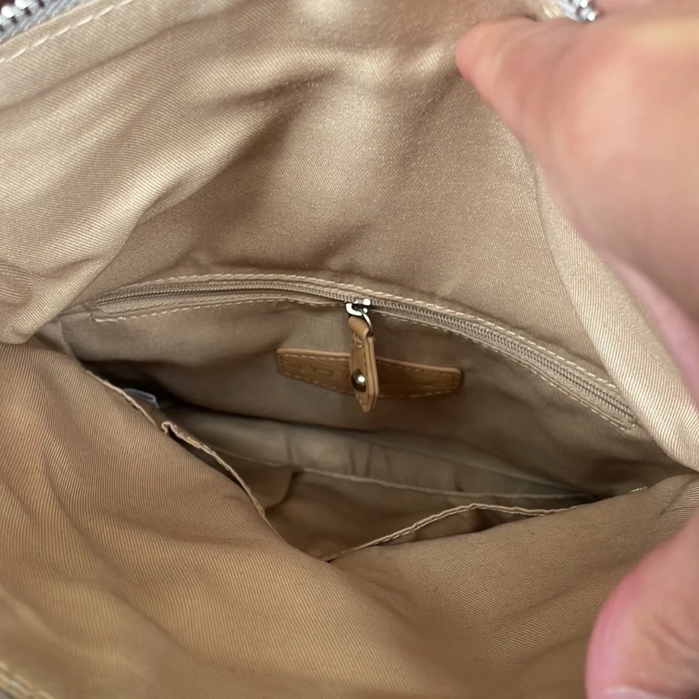 BCBGeneration Clutch​​ - Picture 2 of 4